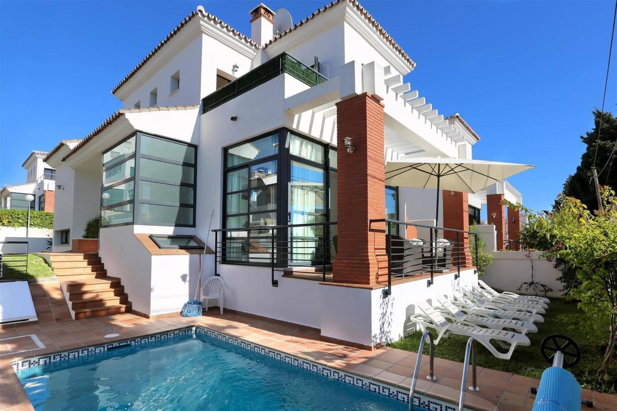 011 Bright And Spacious Villa With Private Pool Benalmádena Extérieur photo
